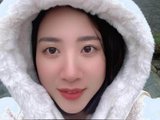 DonnaMi is live now!