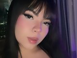 EmilynBlossom is live now!
