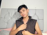 Ethan_Westt is live now!
