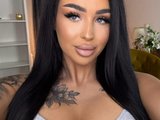 EvaXRoseX is live now!