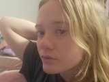 HarleyBlossom is live now!