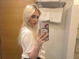 Hollyannee webcam