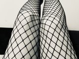 Hornyhotwife83 webcam