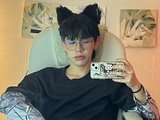 Kim_Adrien is live now!