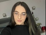 LUCIYAxo webcam