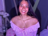 Liaa_Swan is live now!