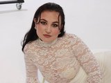LilyFoxyyy is live now!