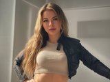 Luna_Rishi is live now!