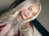 Mia_Mack is live now!