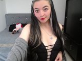 Mocca_117 is live now!