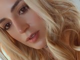 Nikyastark is live now!