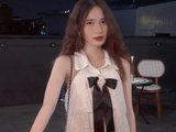 Queenie020 live cam