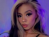 SilkyDanes is live now!
