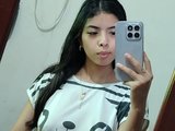 SweetScaarlett is live now!