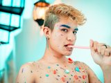 Theo_Rowan is live now!