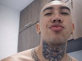 ThiagoBerrys is live now!