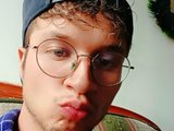andy_loverxx is live now!
