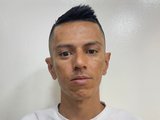 andydwels777 is live now!