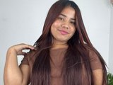 curvylattina is live now!