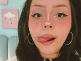 curvyrousi is live now!