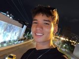 jacoobsmiith is live now!