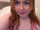lilleambi is live now!