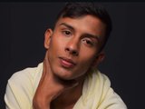 thiagofosters is live now!