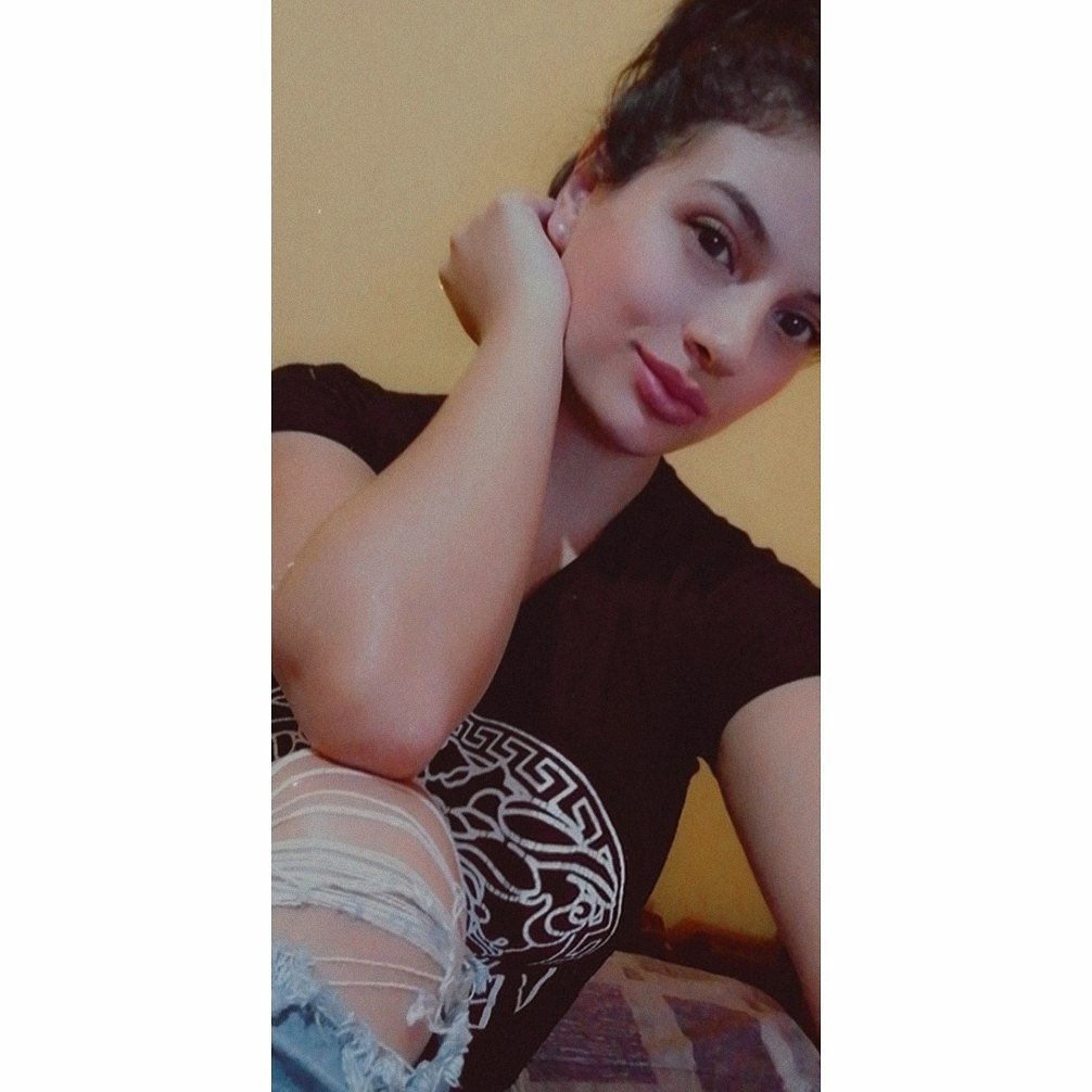 Abril_Foxxx_Squirt