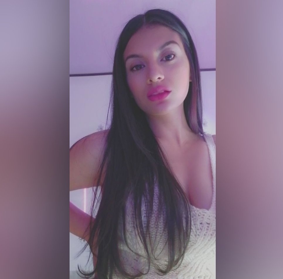 Abril_Foxxx_Squirt