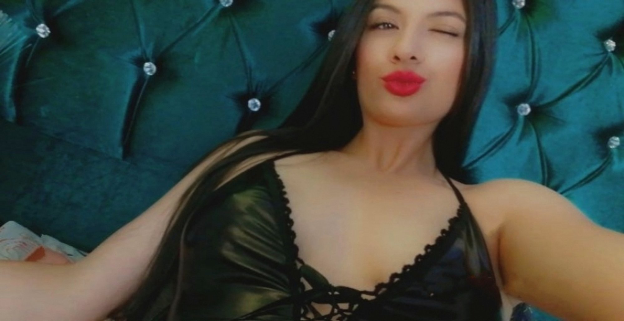 Abril_Foxxx_Squirt