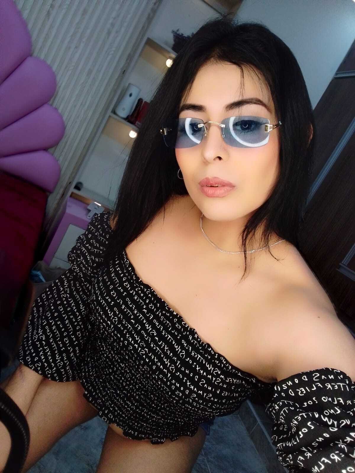 AdaraaCox