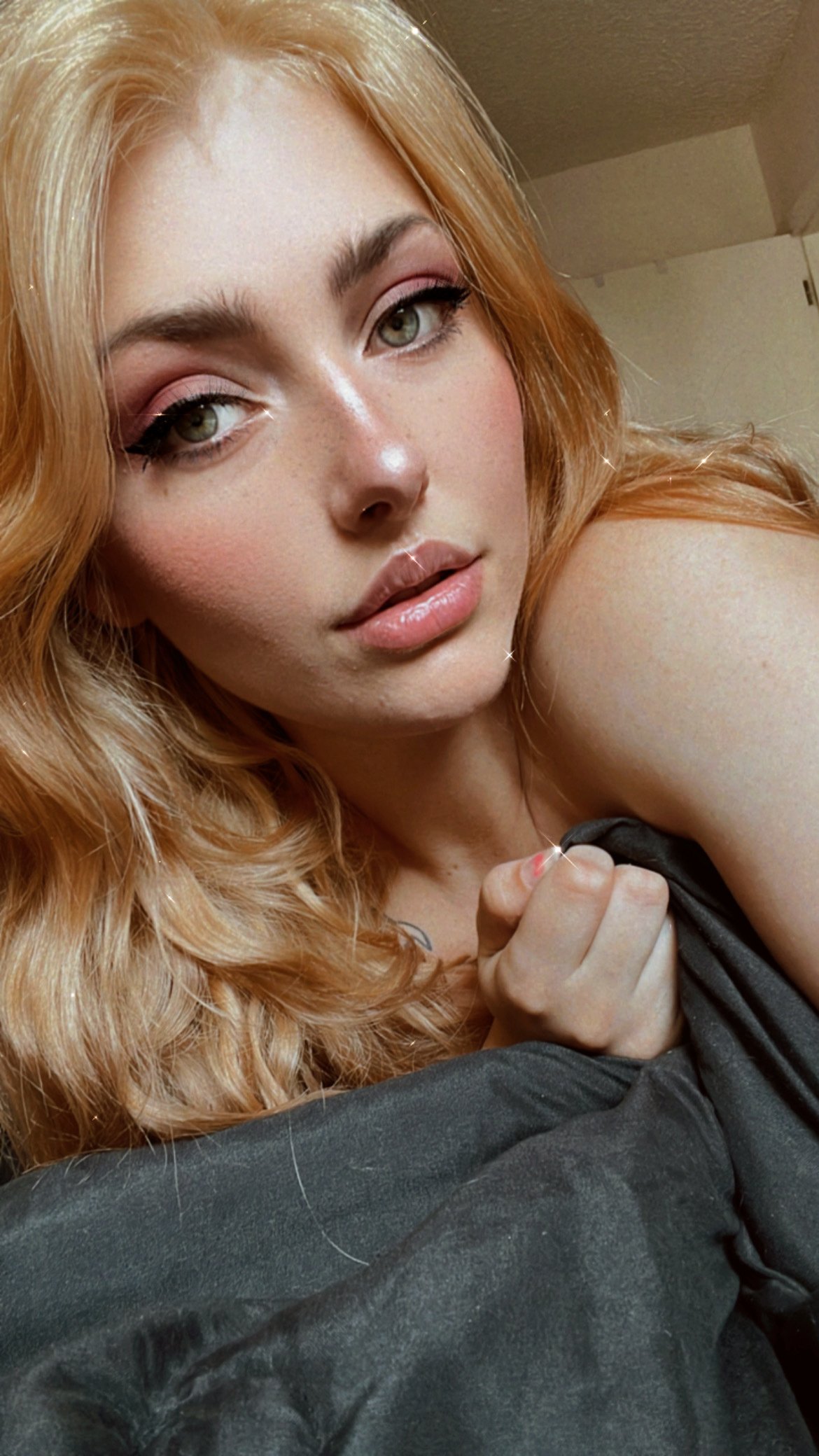 alexmariexoxo from Jerkmate