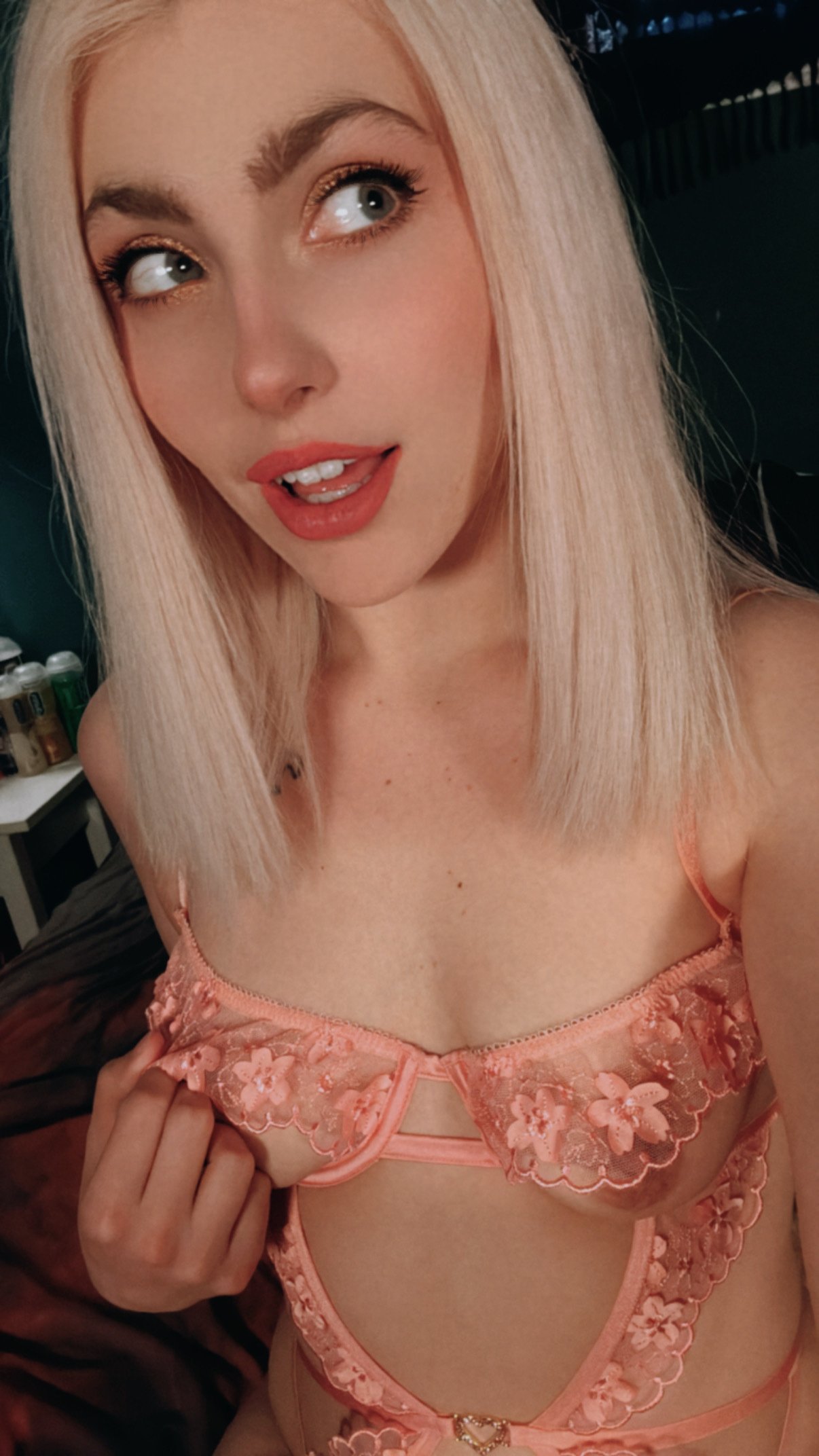 alexmariexoxo from Jerkmate