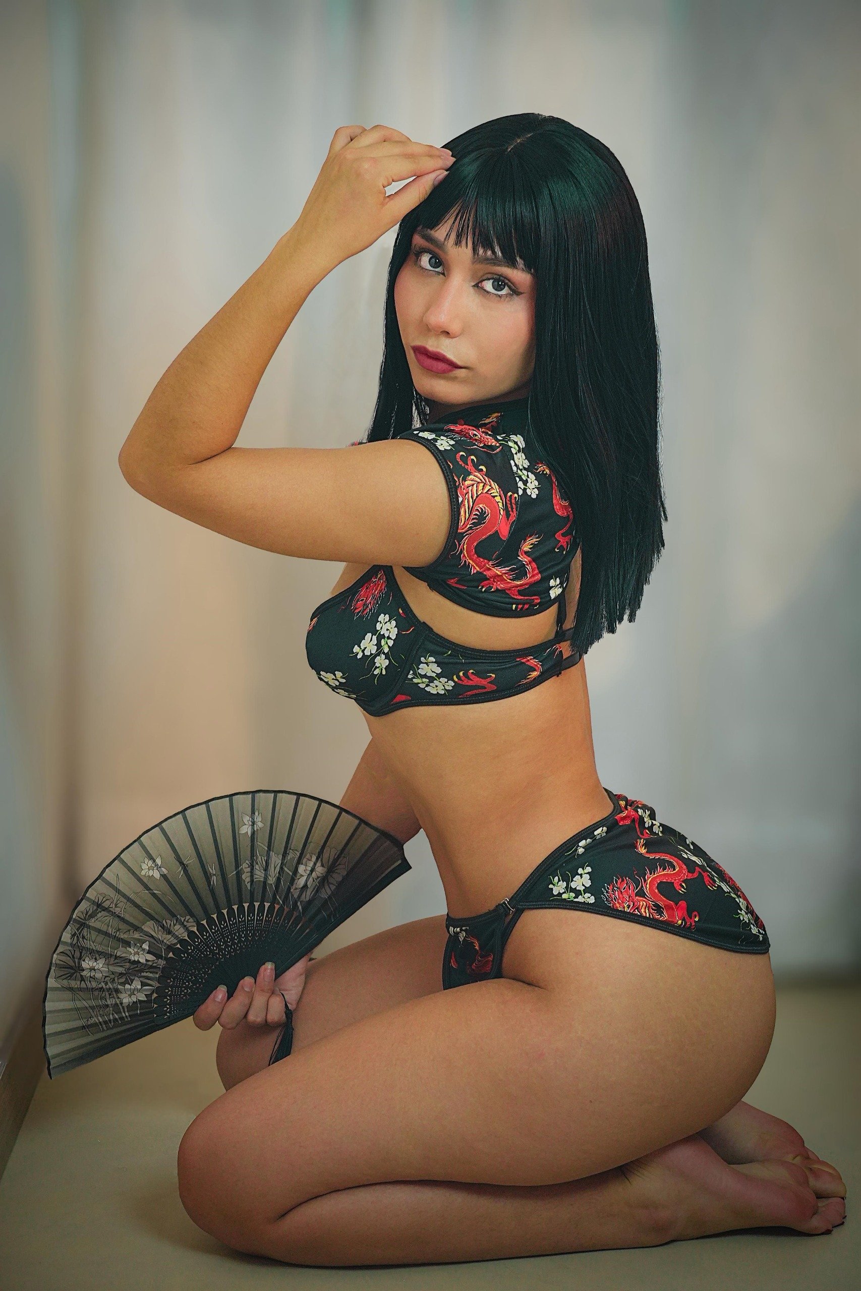 alicelewiis from Jerkmate