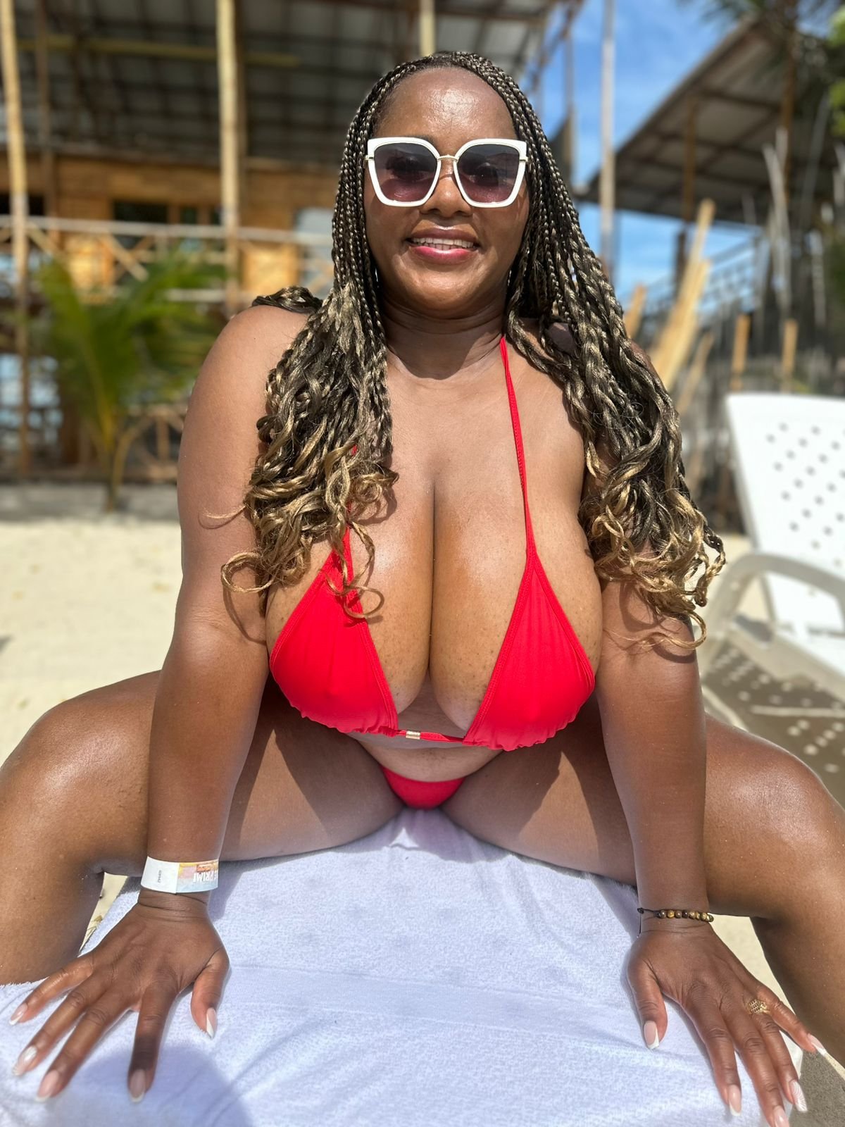 aliciamilf from Jerkmate