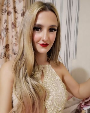 alienanna18 from Jerkmate