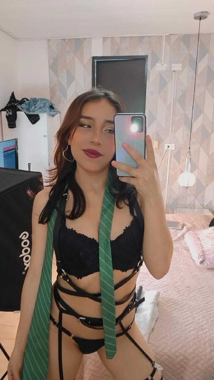 AlmaWescott_18