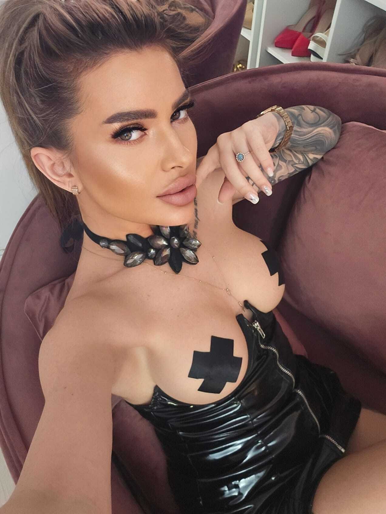 AmiraBelle