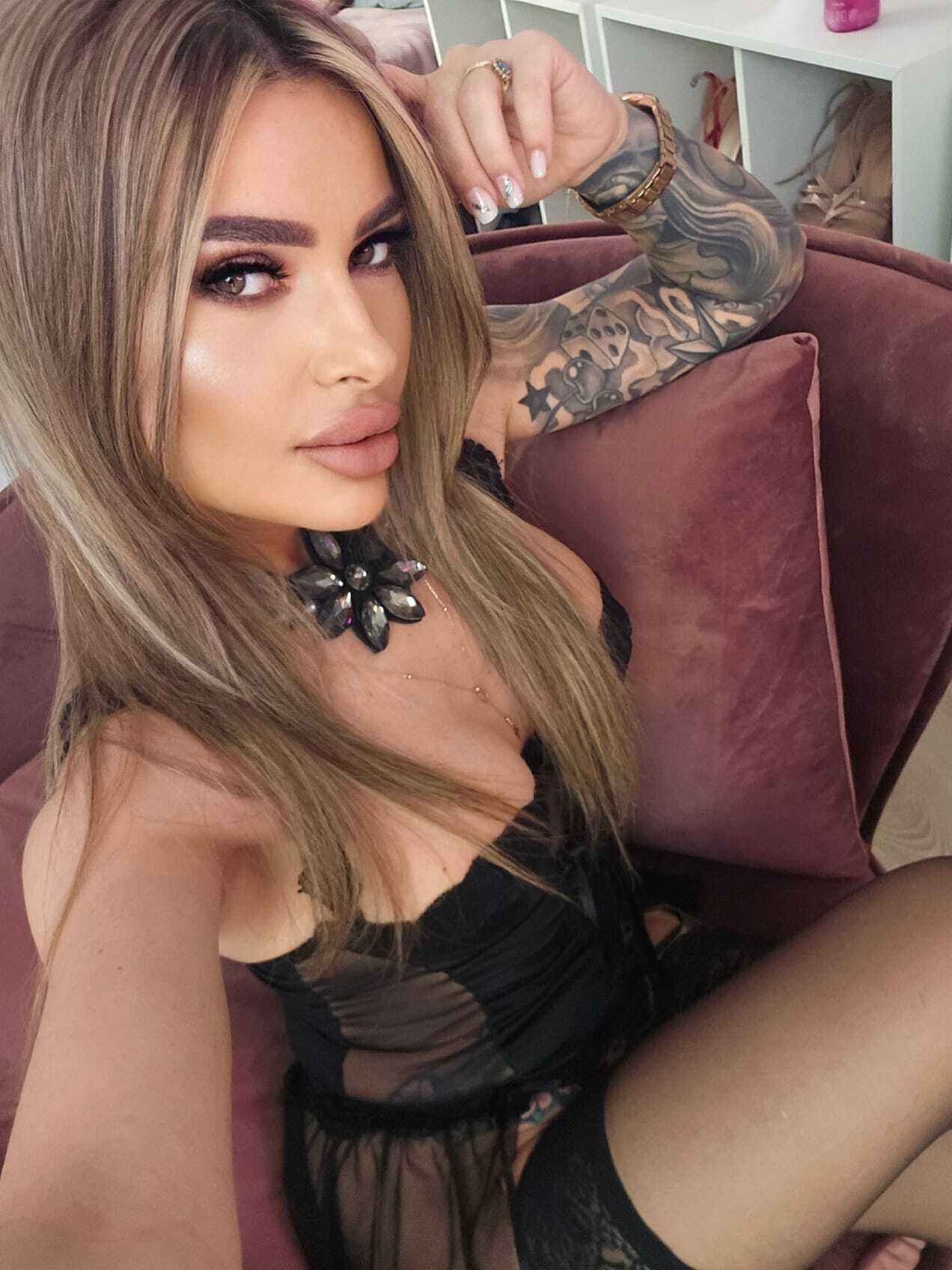 AmiraBelle