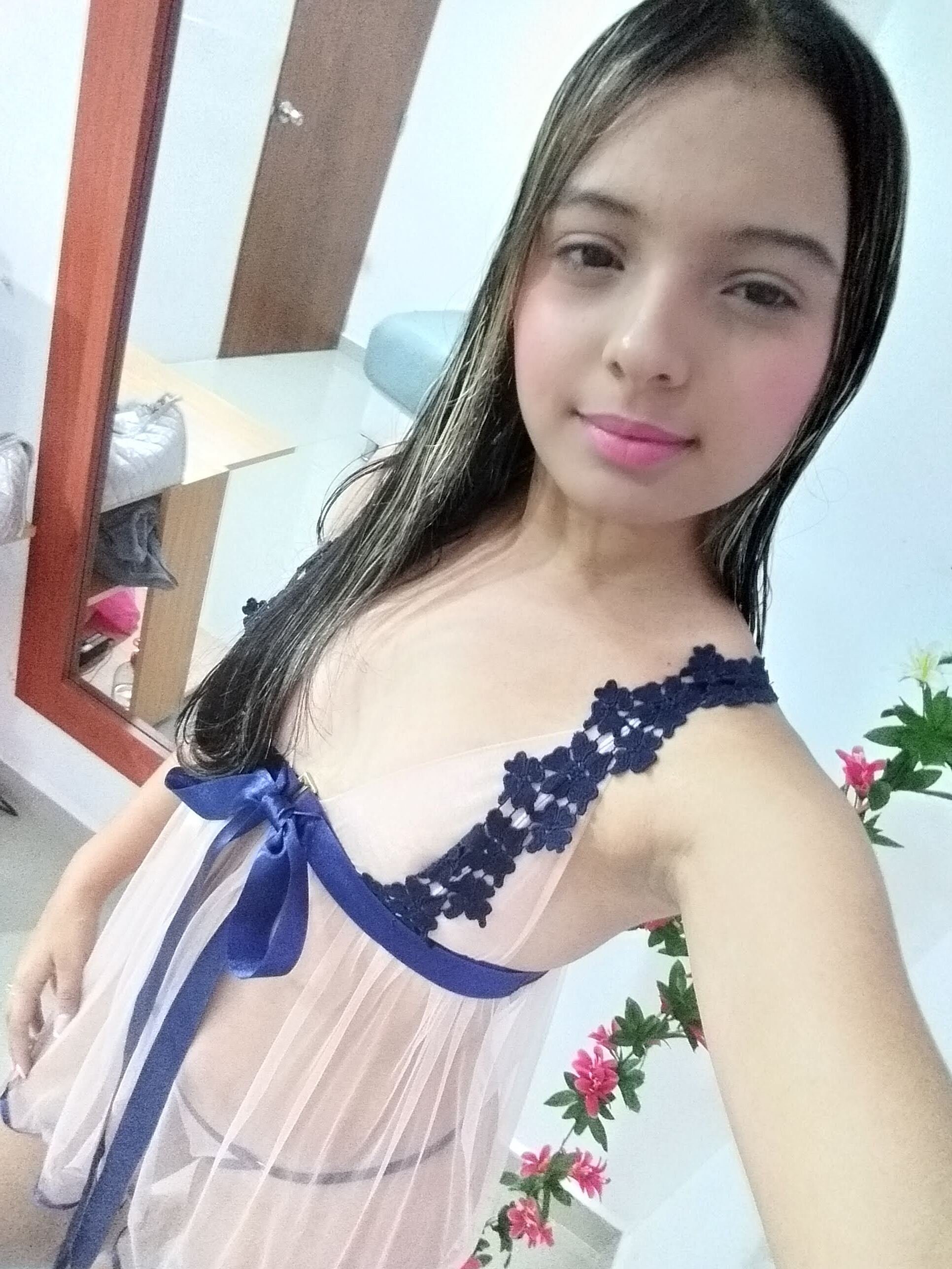 Amy_Hills18