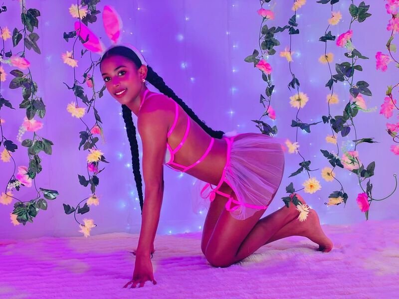 Angeya_Petite