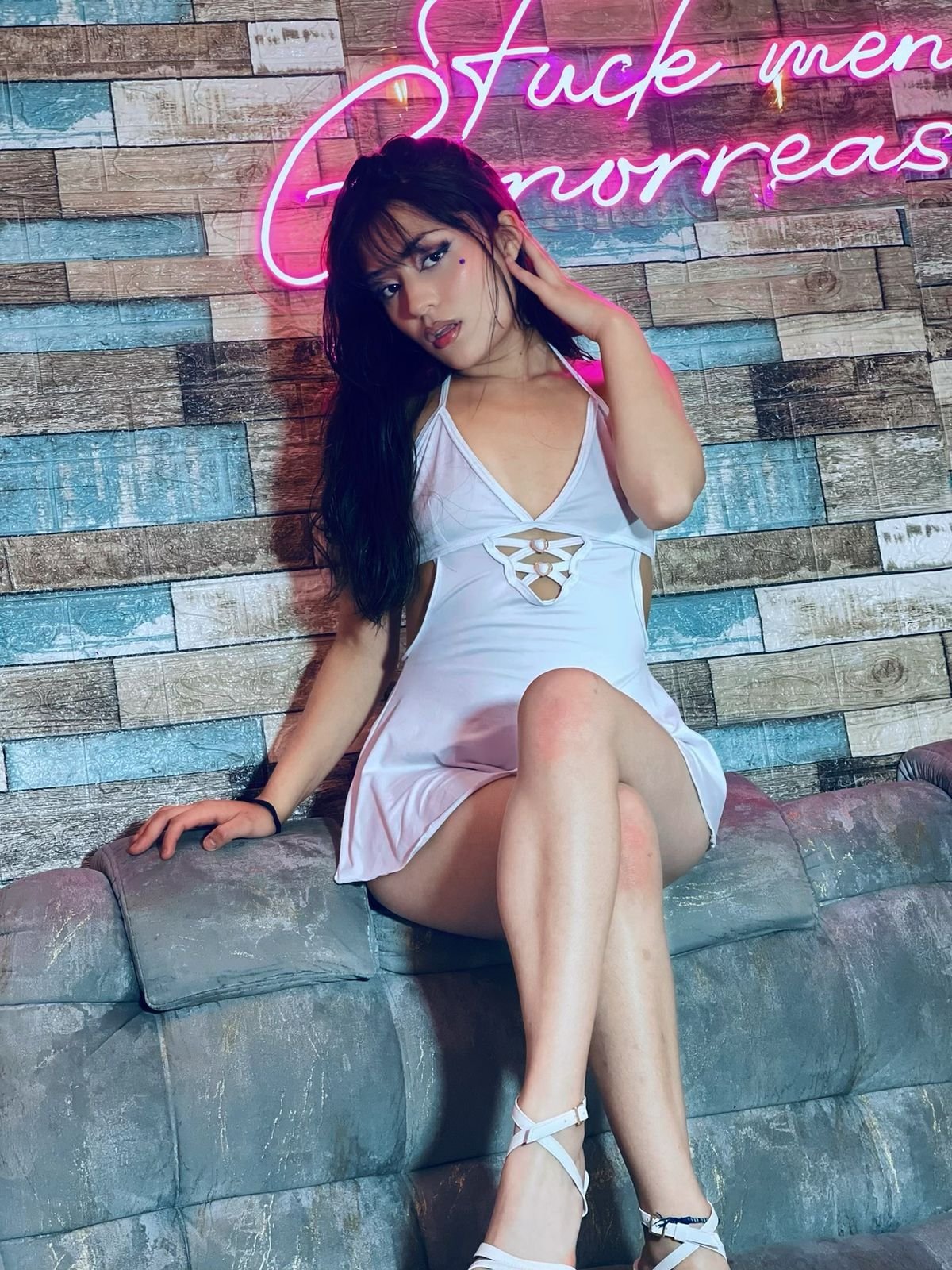 AnnyBleu