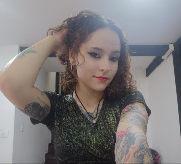 annythompsoon from Jerkmate