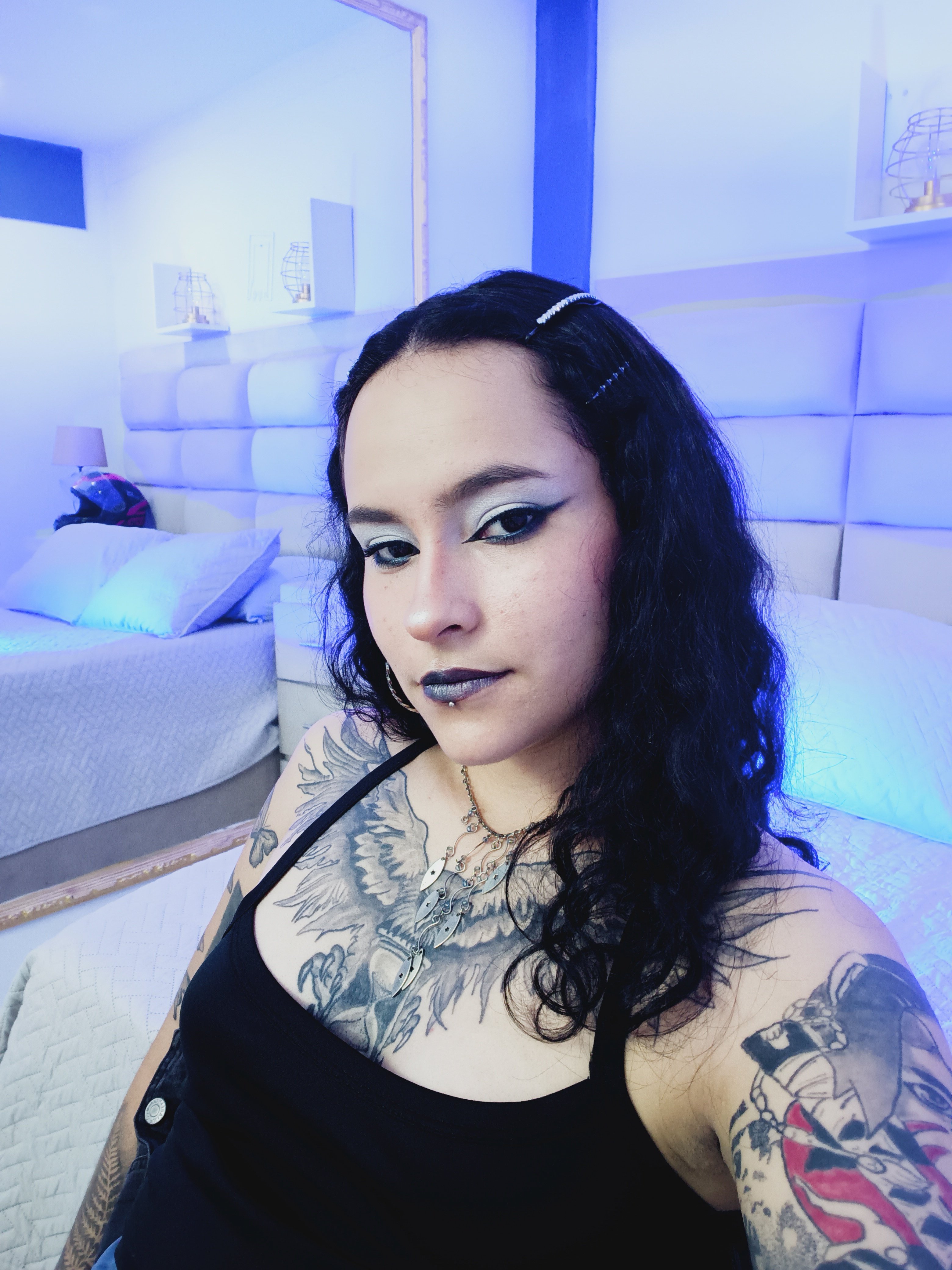 annythompsoon from Jerkmate