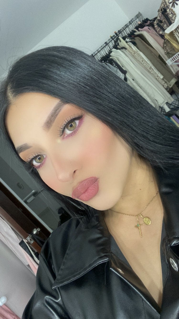 ArianaCortes