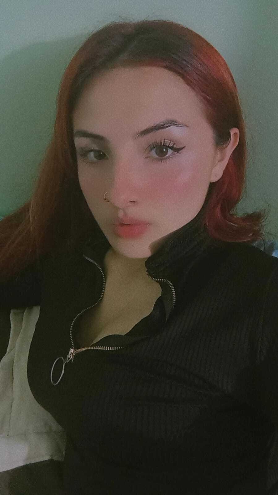 ArianaaVelvet