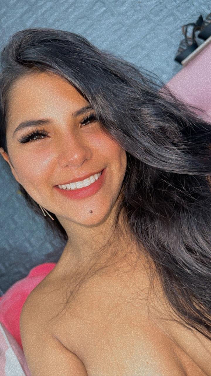 ariannali from Jerkmate