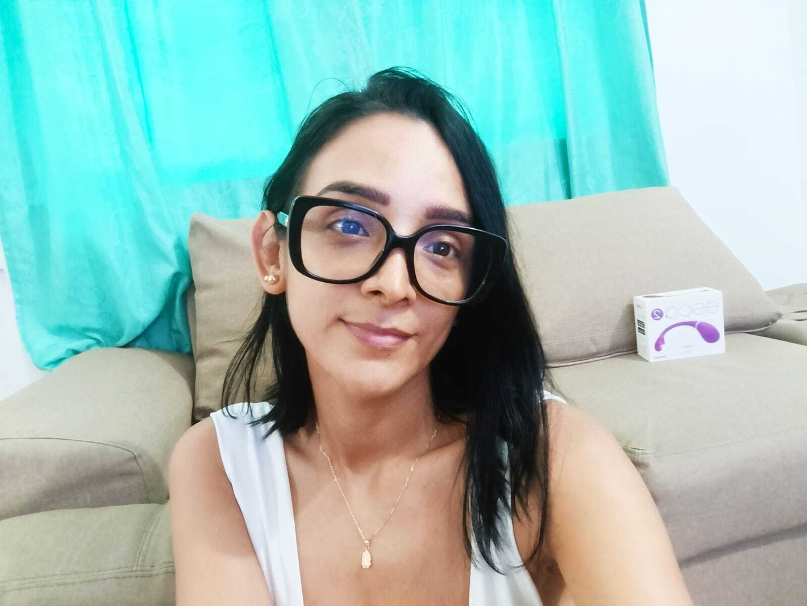 AriiagnaGrande18