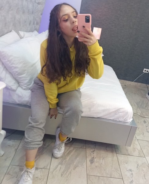 Ariianamore