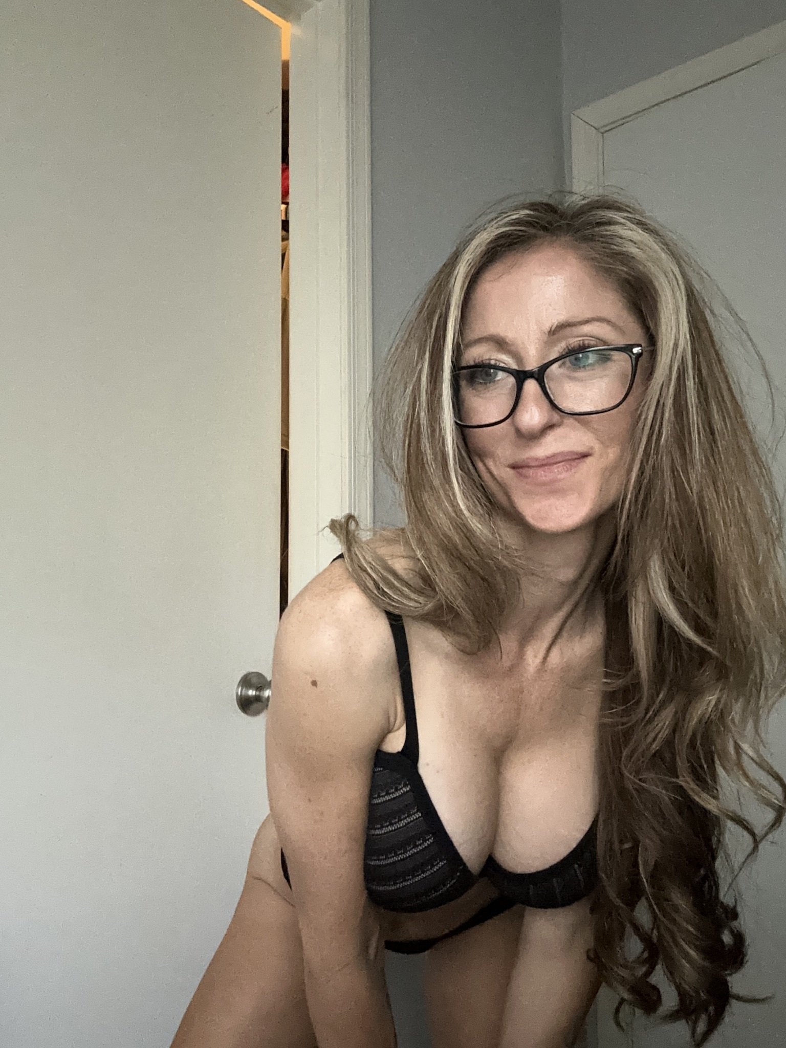 Ava_Asher